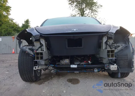 2023 Tesla Model Y Awd/Long Range Dual Motor All-Wheel Drive из США, поврежденный, VIN 7SAYGDEE3PF829217